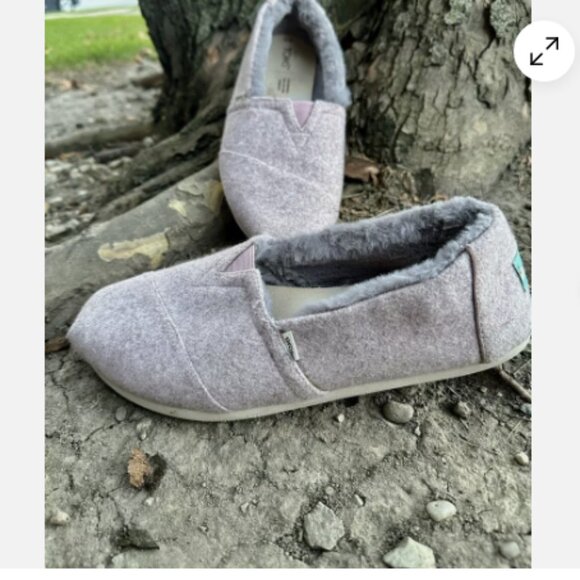 Toms Shoes Womens 10 Alpargata Loafers Comfort Wool Slip On Fleece Lined - Picture 2 of 6